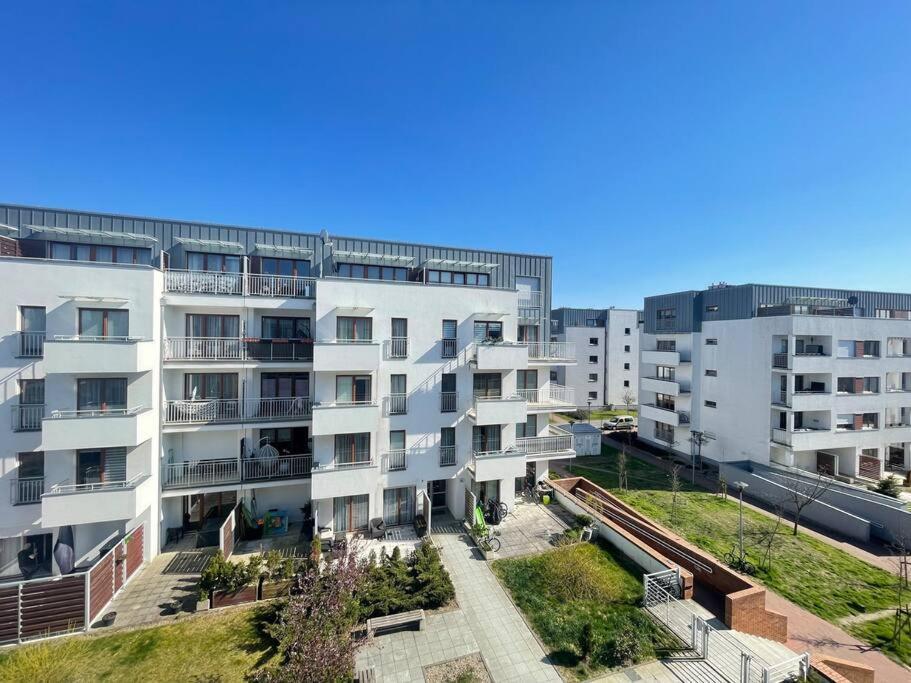 4Uapart-Apartment Suite Platan Amaretto Swinoujscie Exterior photo